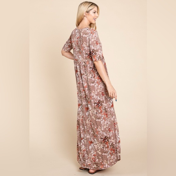 BOMBOM Printed Shirred Maxi Dress - Picture 2 of 4
